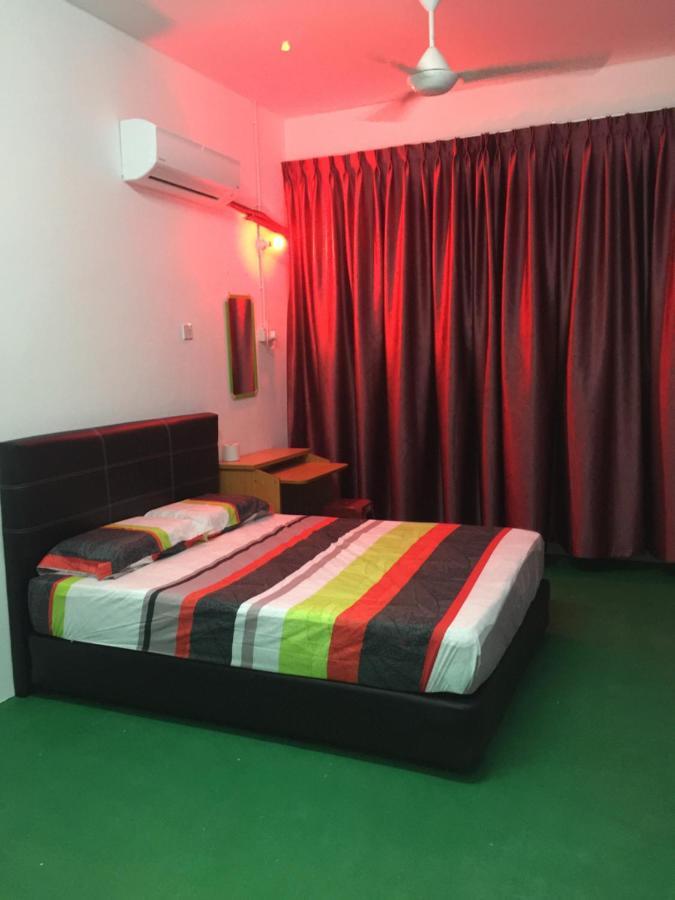 Tan'S Sibu Jaya Homestay Rumah Ganggu Екстер'єр фото